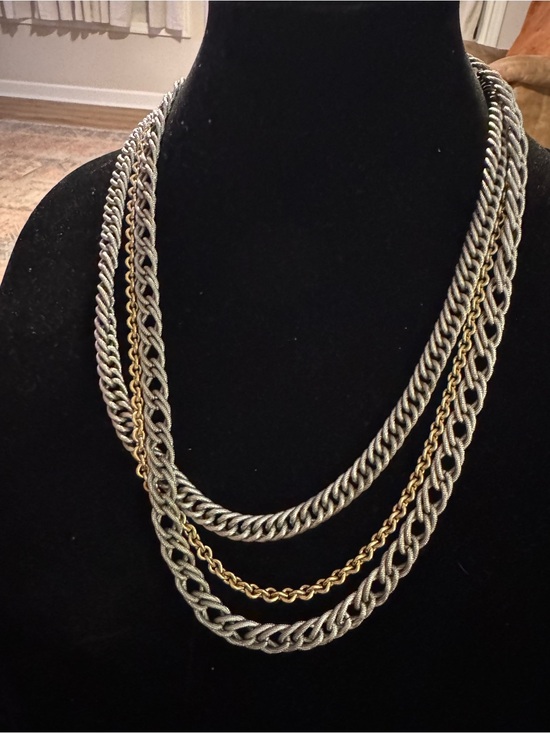 Jewelry - Layered Two-Tone Chain Necklace - Silver and Gold